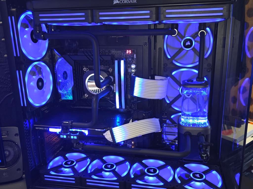 Pc ultra gamer full watercooling custom, Neuf, 32 GB, Intel Core i9, 4 Ghz ou plus