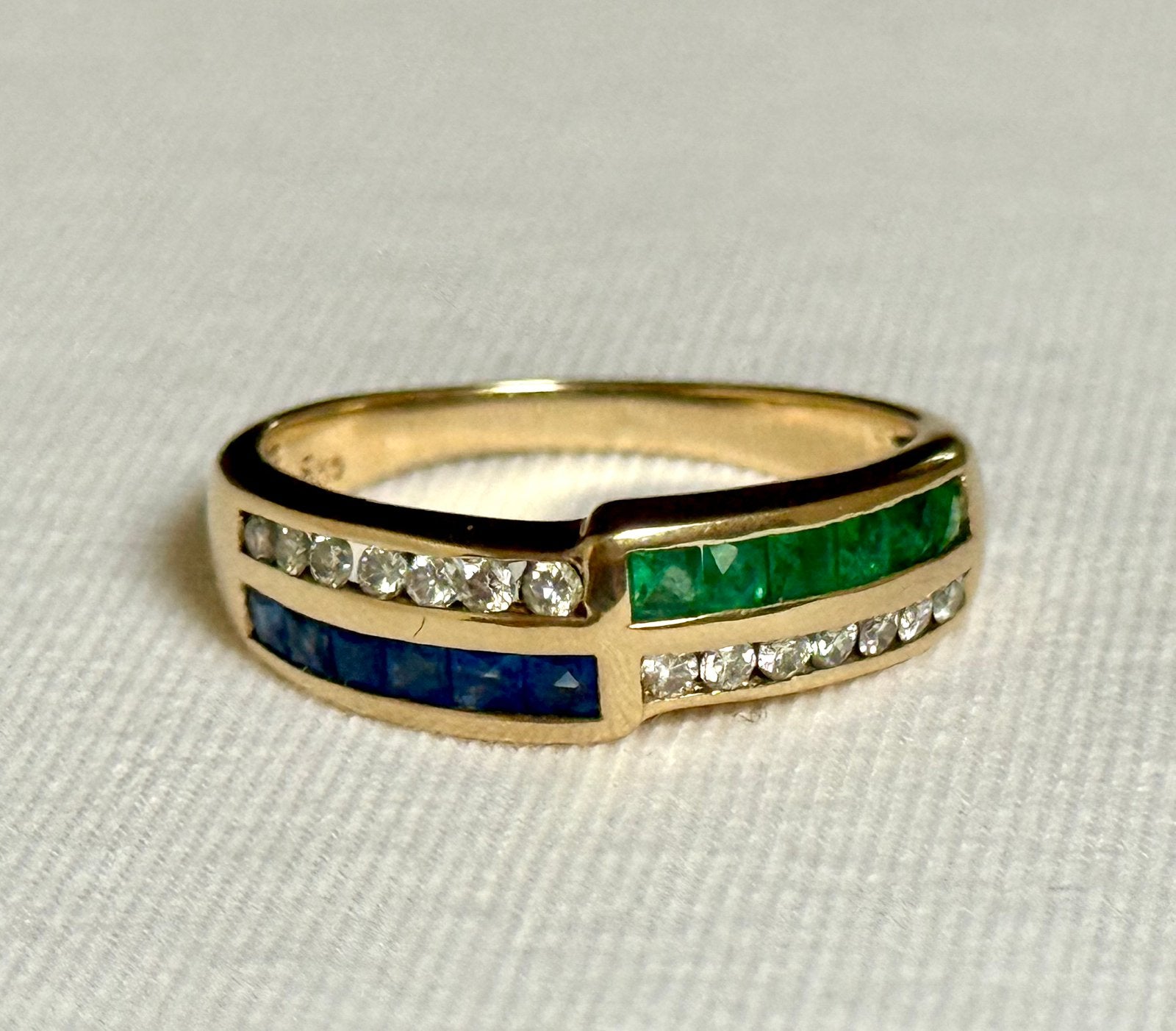Ring 14K goud met natuurlijke diamant saffier smaragd- 18mm, 18 tot 19, Ophalen of Verzenden, Dame of Heer, Met edelsteen