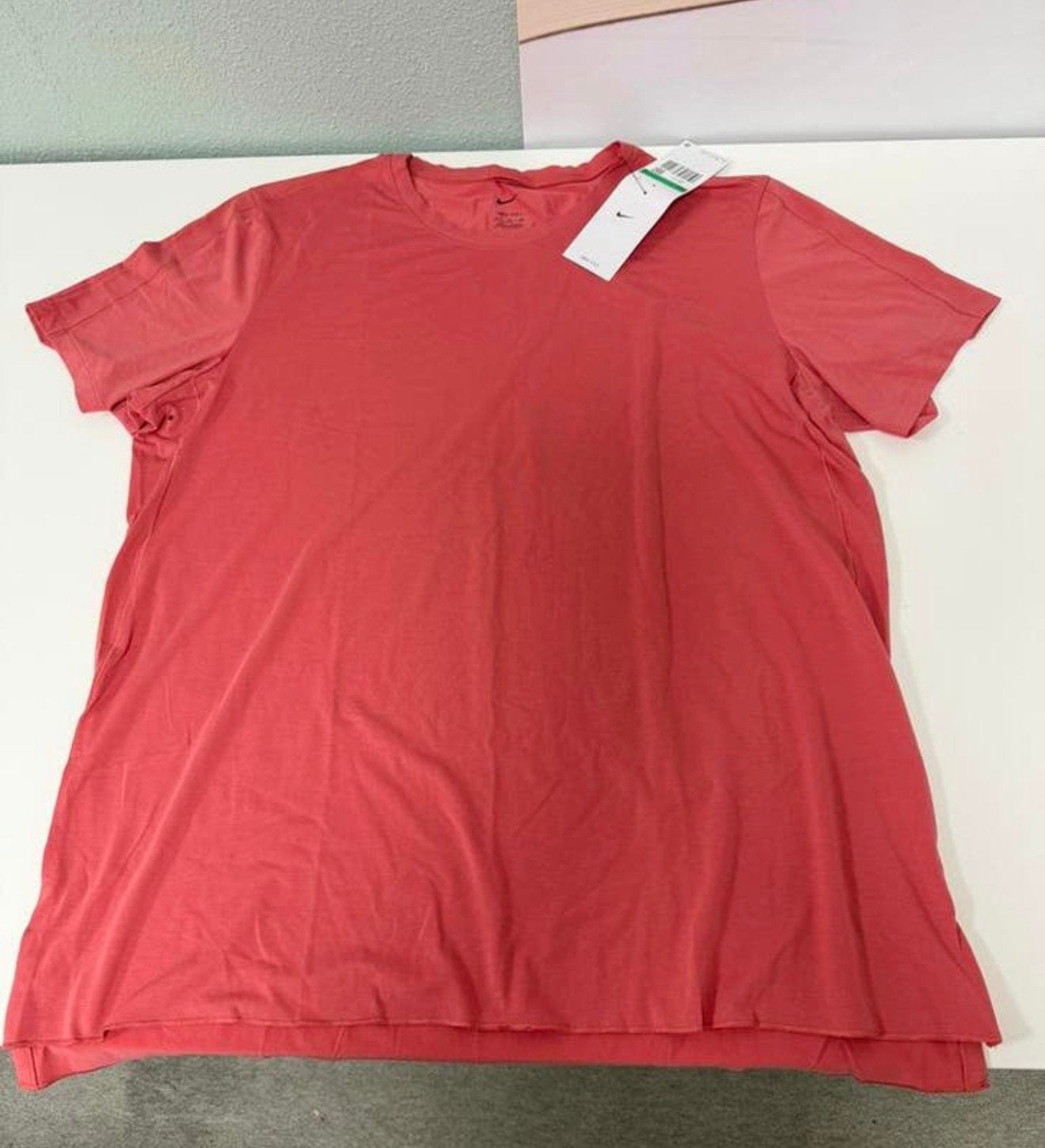 NOUVEAU t-shirt de sport Nike Dri-FIT rose XL new étiquettes, Enlèvement ou Envoi, Neuf, Taille 56/58 (XL), Rose