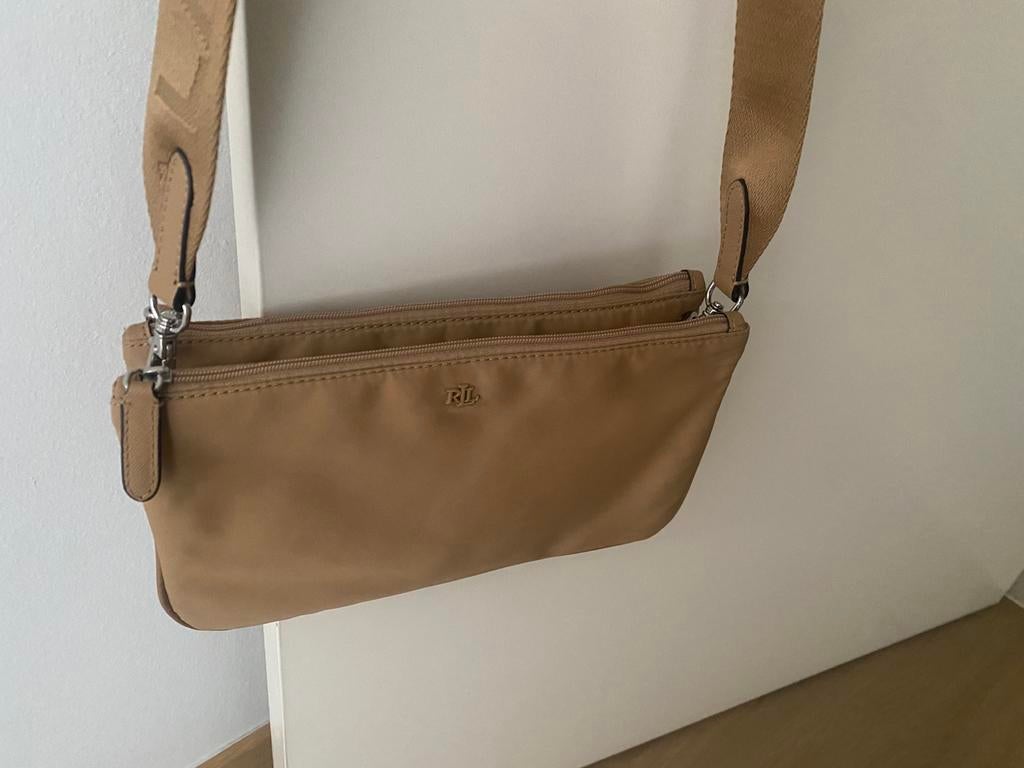 Ralhp Lauren origineel schoudertas beige zomer collectie, Handtassen en Accessoires, Tassen | Damestassen, Ophalen of Verzenden