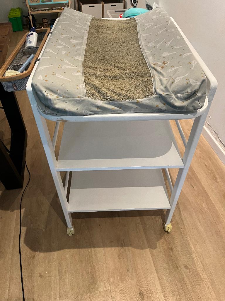 Table à langer, Enlèvement, Utilisé, Armoire