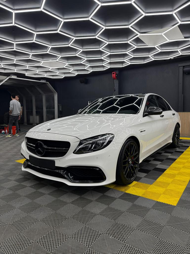 Mercedes c63s, Auto's, Mercedes-Benz, Automaat, 4 deurs, Achterwielaandrijving, 1700 kg