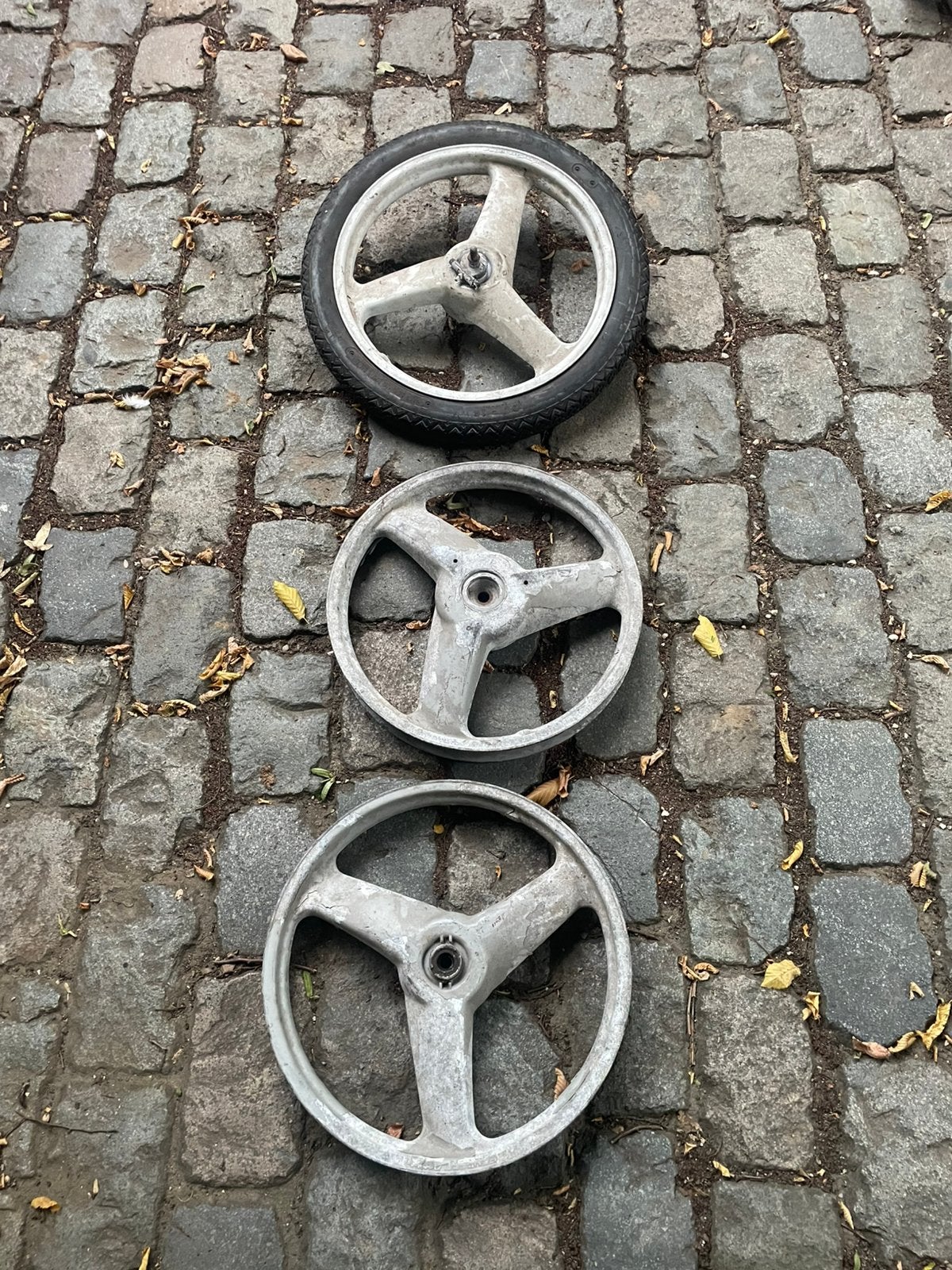 Peugeot Fox Velgen banden, Enlèvement, Fox