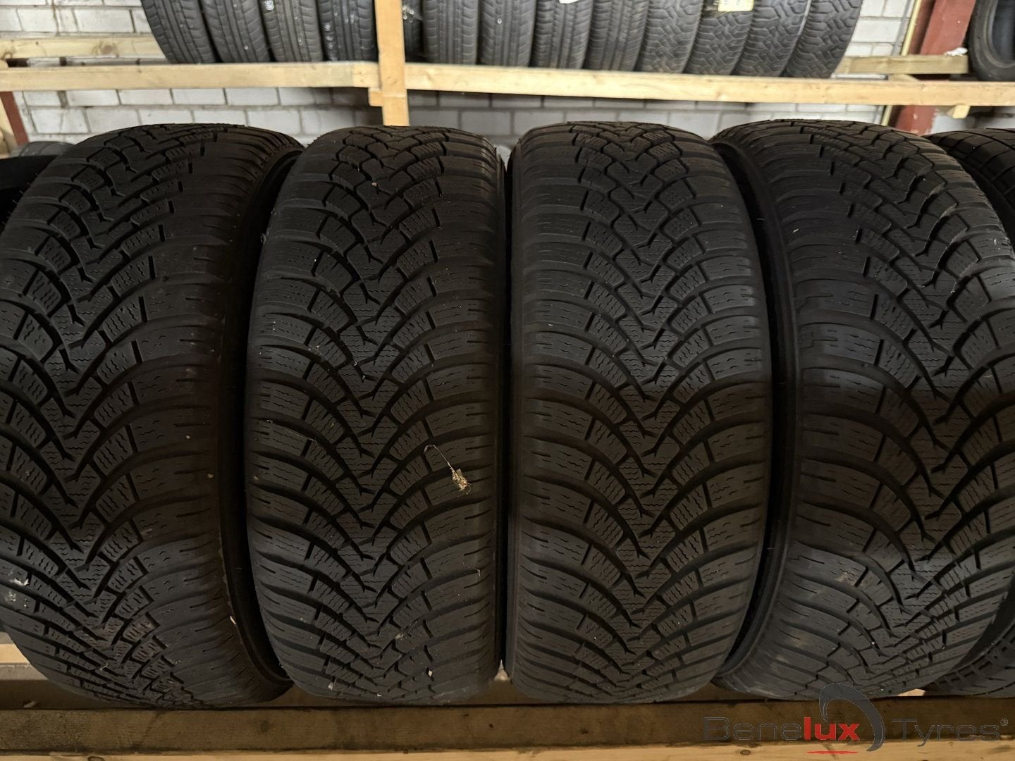 new snow 175/55R15 Falken 175/55 R15 175/55/15 1755515, Autos : Pièces & Accessoires, Pneus & Jantes, Pneu(s), Pneus hiver, 15 pouces