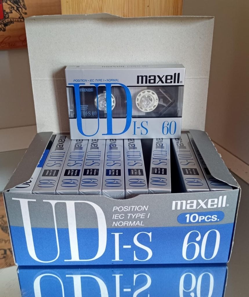 Cassettes audio Maxell UDI-S 60, Cd's en Dvd's, Cassettebandjes, 2 t/m 25 bandjes, Overige genres, Ophalen of Verzenden, Met bewaardoos, rek of koffer