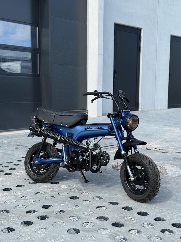 Honda Dax ST50 Custom, Fietsen en Brommers, Brommers | Honda, Ophalen, Overige modellen, Nieuw, 49 cc