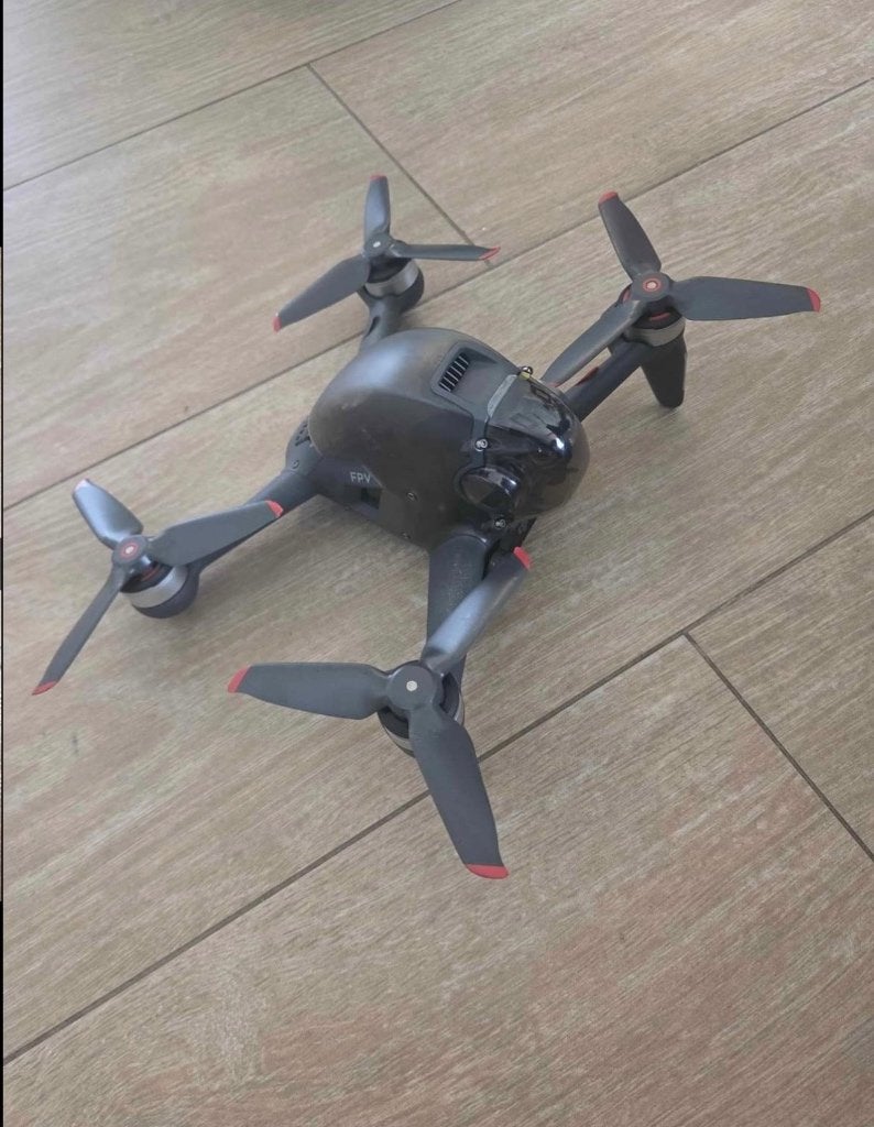 DJI FPV, 5 tot 10 kilometer, 15 tot 30 minuten, Zo goed als nieuw, DJI
