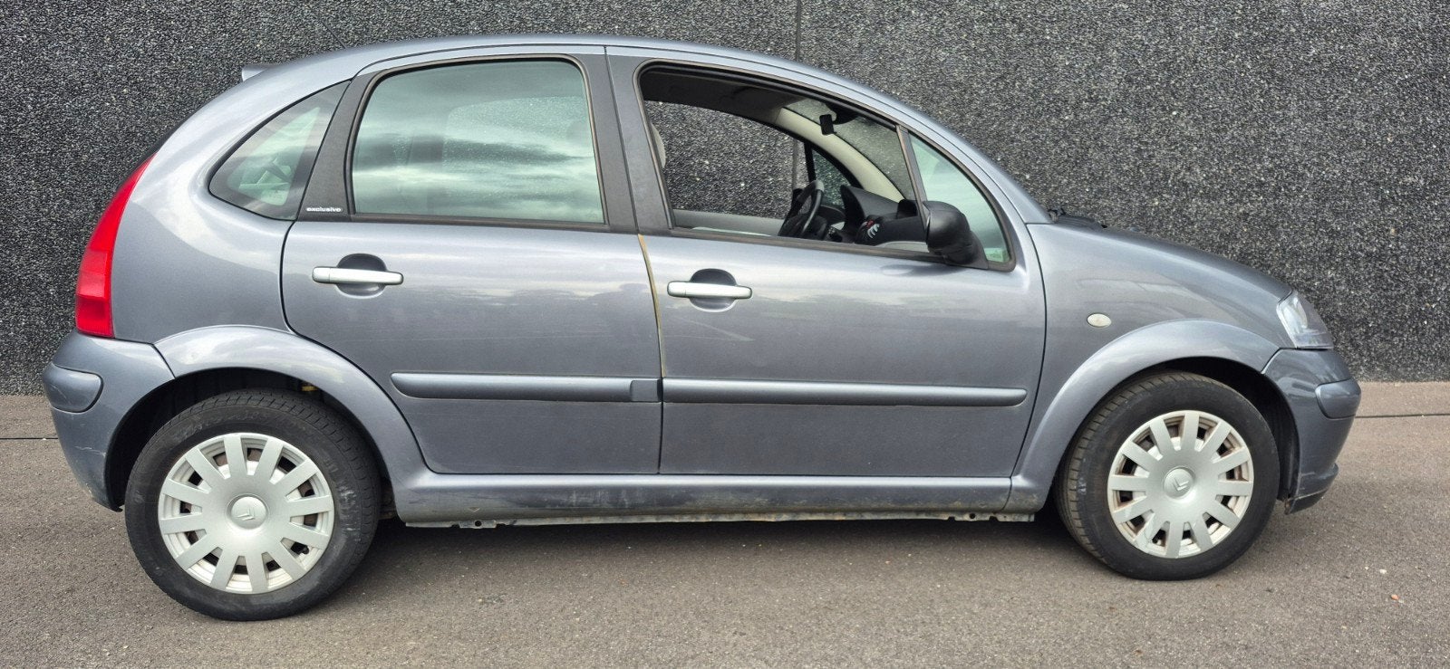 CLIMATISEUR *ESSENCE* EXCLUSIVE *RÉGULATEUR DE VITESSE POUR, Argent ou Gris, Achat, Beige, Entreprise