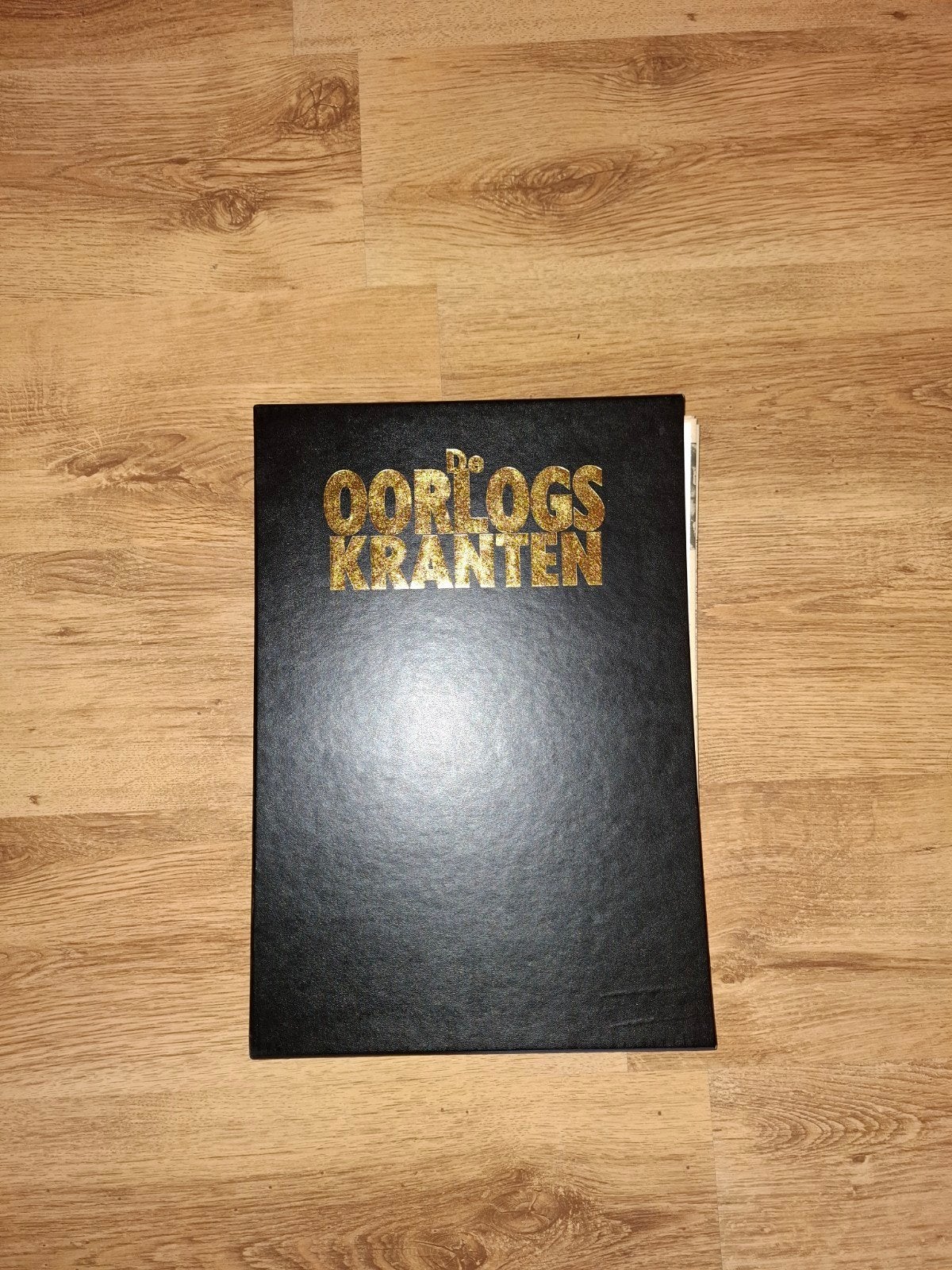 de oorlogskranten, Ophalen, Zo goed als nieuw