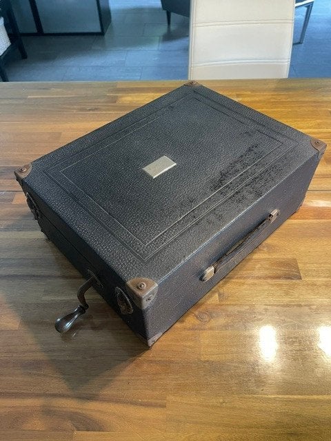 Antieke grammofoon te koop, Ophalen