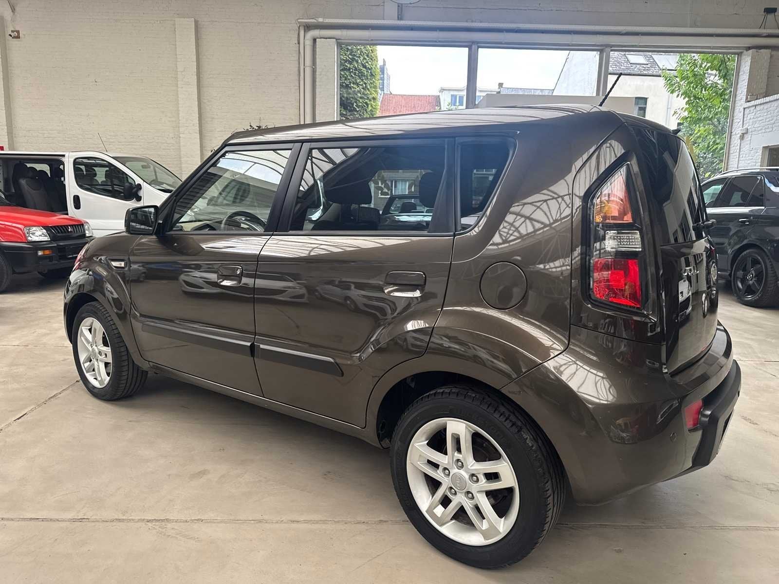 2009 KIA Soul 165,417 km, Autos, Kia, Achat, Entreprise, Boîte manuelle, Diesel