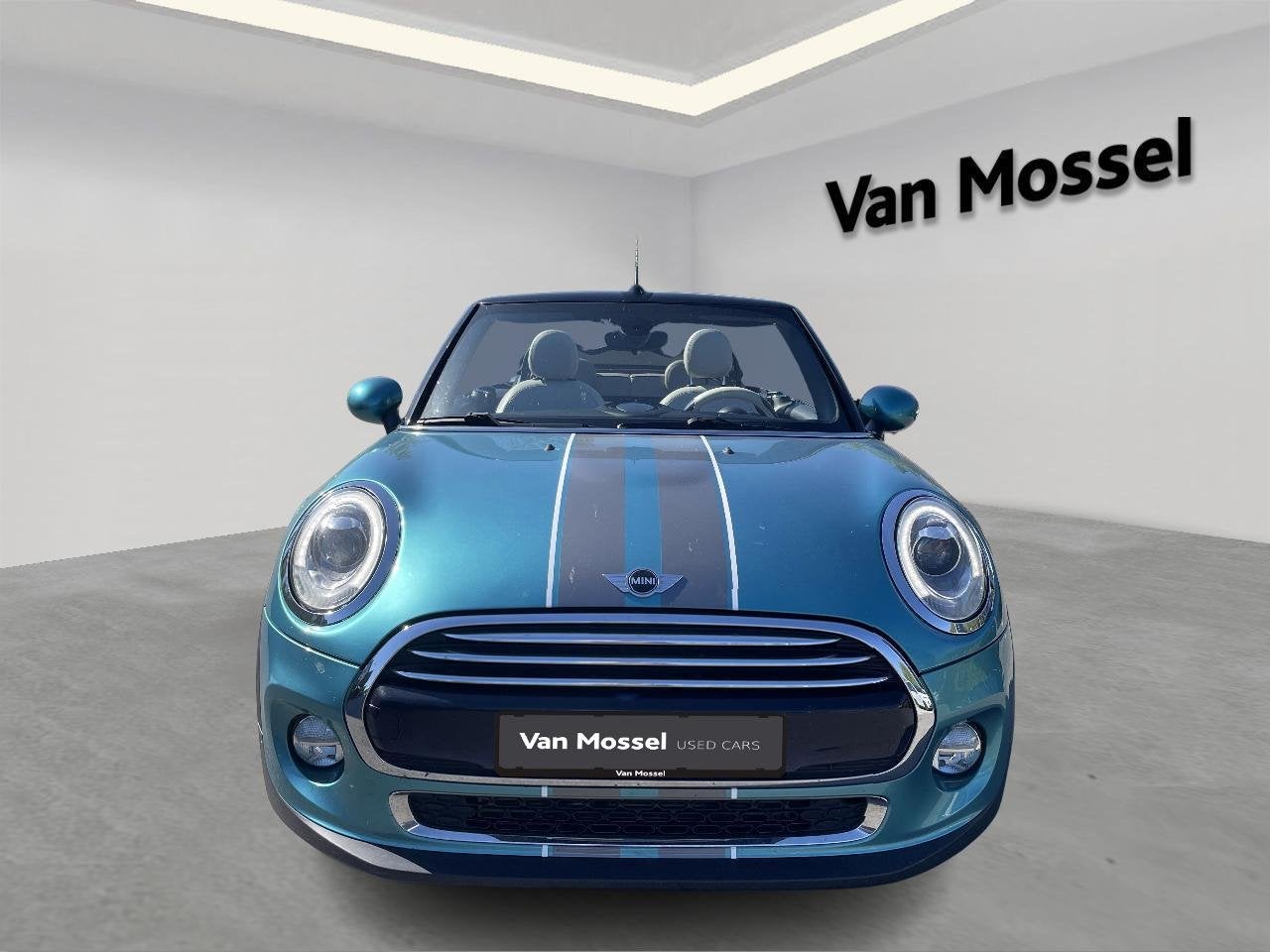 MINI Cabrio Cooper D (85 kW), https://public.car-pass.be/vhr/b05685b9-5d3b-4b27-8037-2b70051d0616, Achat, Euro 6, Entreprise