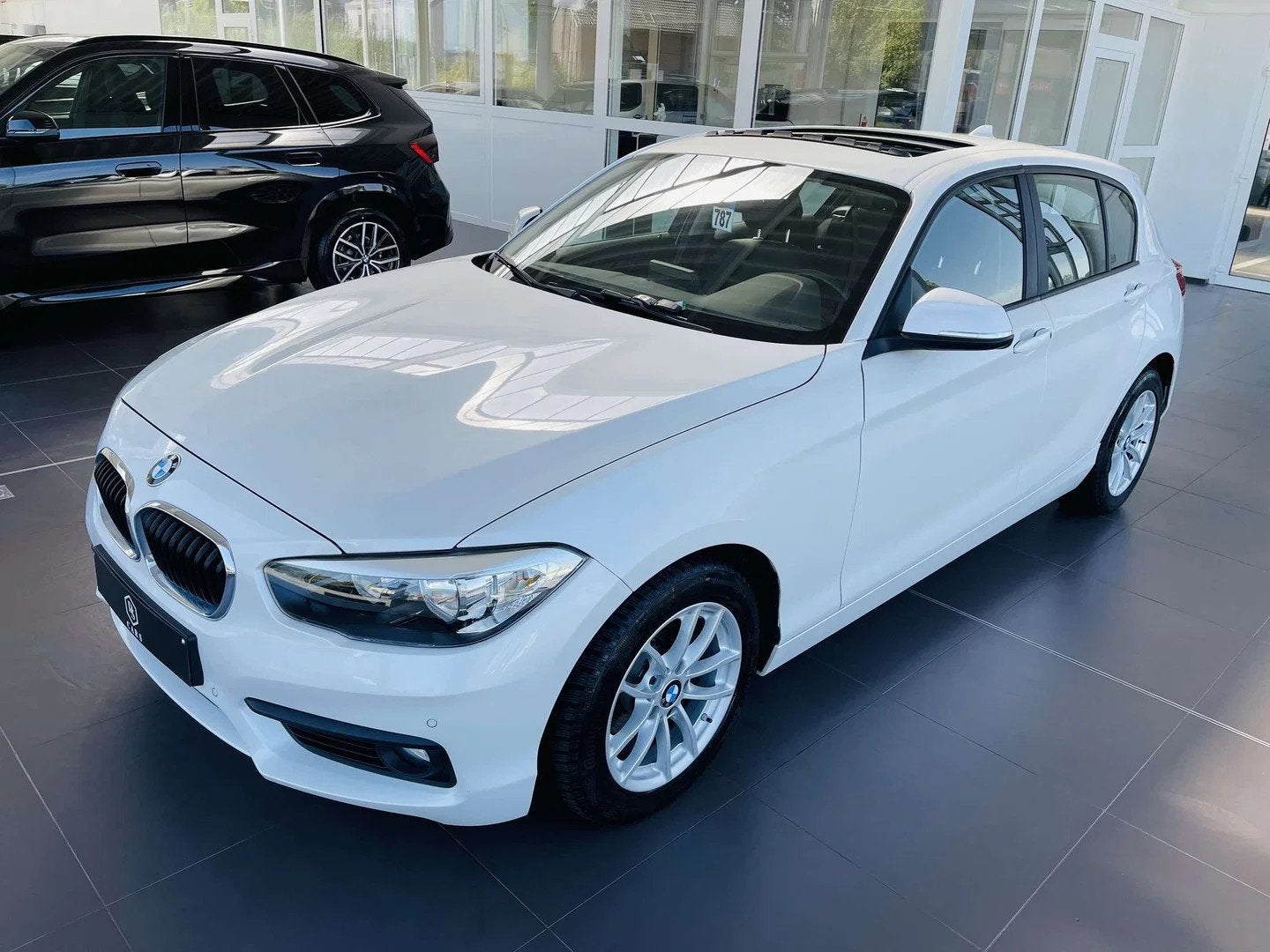 BMW 1 Serie 116 i * GARANTIE + TOIT OUVRANT + GPS *, Achat, Entreprise, Boîte manuelle, 5 portes