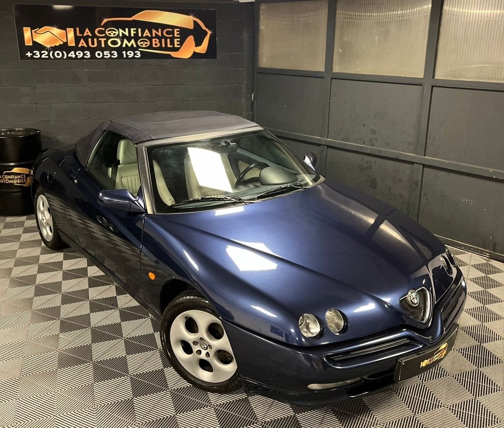 Alfa Roméo Spider 2.0i Garantie 12 Mois, Cuir, Beige, Spider, Electronic Stability Program (ESP)