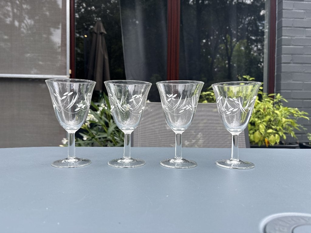 Set van 4 Vintage Geëtste Wijnglazen – Bladmotief, Antiek en Kunst, Ophalen of Verzenden