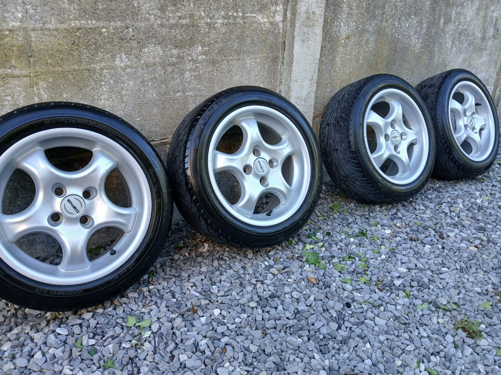 Jantes 15 pouces 4x100, Ophalen, 15 inch, Band(en)