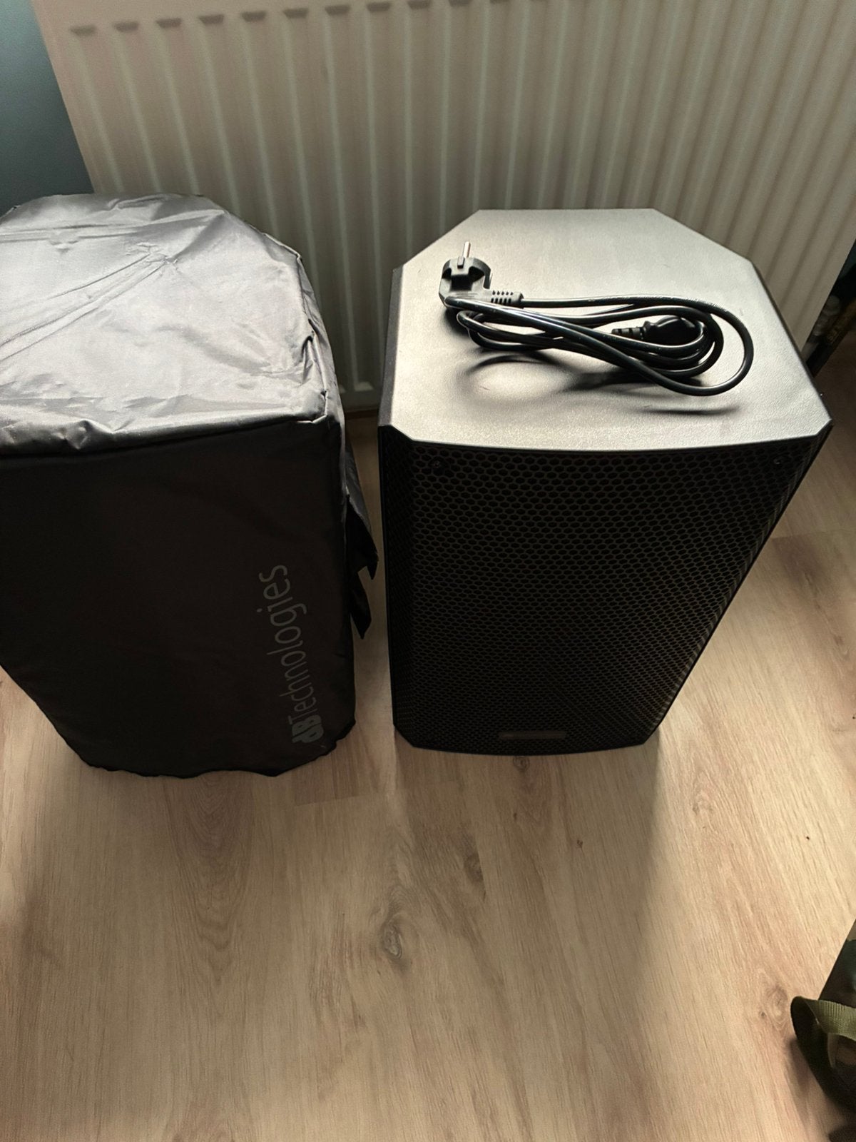 Db technologies kl10 actieve box, Muziek en Instrumenten, Versterkers | Bas en Gitaar, Ophalen, Nieuw, Gitaar
