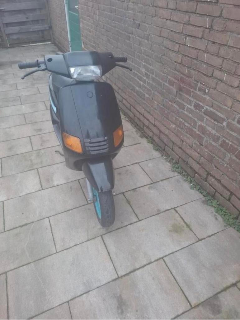 Piaggio zip type 1 50cc nl export, Fietsen en Brommers, Scooters | Piaggio, Ophalen, Tweetakt, Gebruikt, Zip