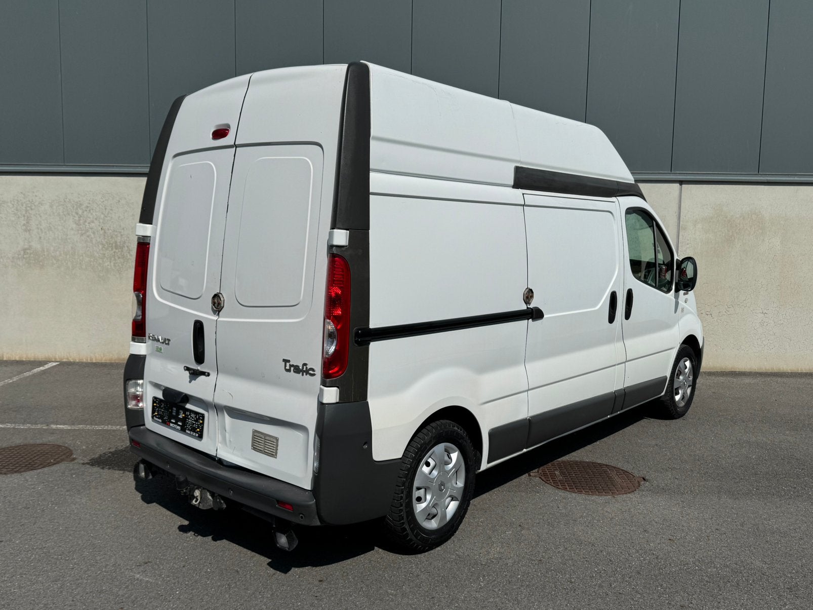 Renault traffic - 2.0 diesel - 2012 - 225.000 km - airco, Auto's, Renault, Bedrijf, Te koop, 2000 cc, Handgeschakeld