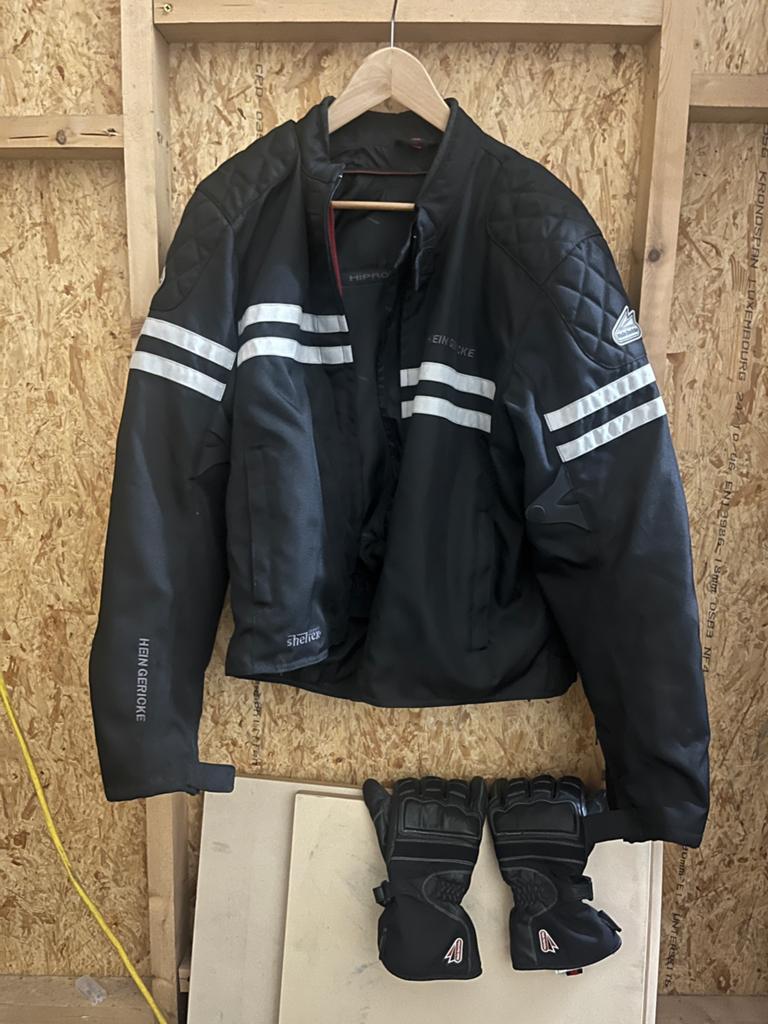 Motor vest (Large) en motto handschoenen., Ophalen, Handschoenen