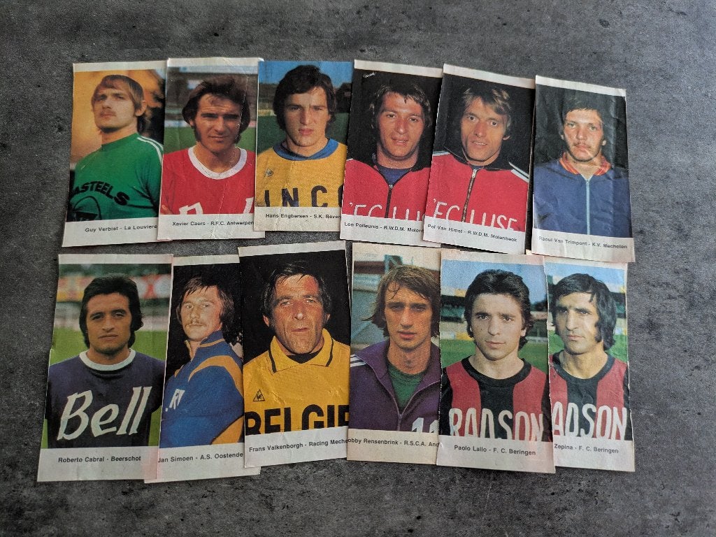Voetballers prenten wikkels Perrette 12x Van Himst enz, Verzenden, Zo goed als nieuw