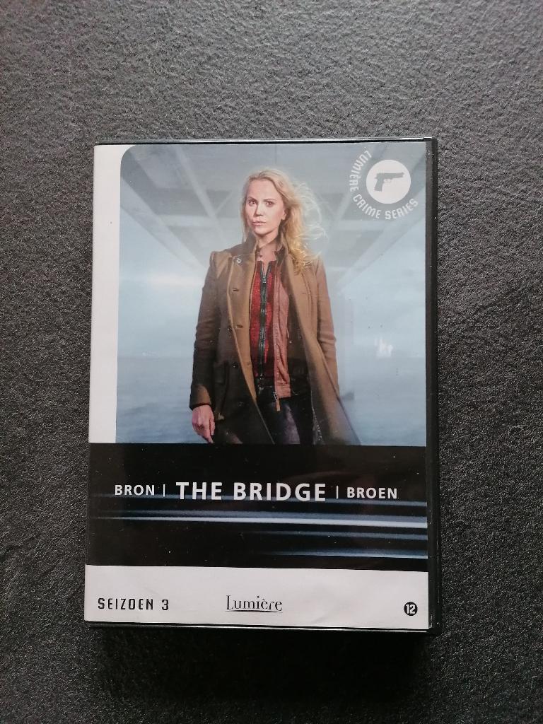 DVD box The Bridge Seizoen 3, Ophalen of Verzenden, Zo goed als nieuw, Thriller