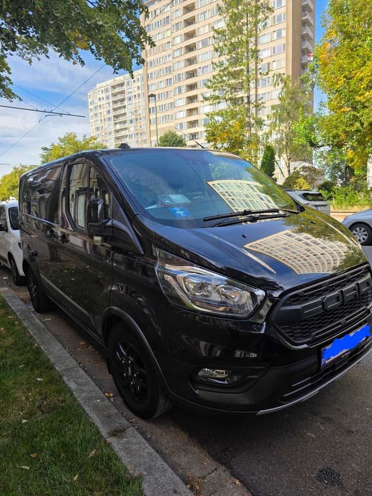 Ford transit custom TRAIL 2023, Auto's, Bestelwagens en Lichte vracht, Lederen bekleding, Zwart, Bedrijf, Ford
