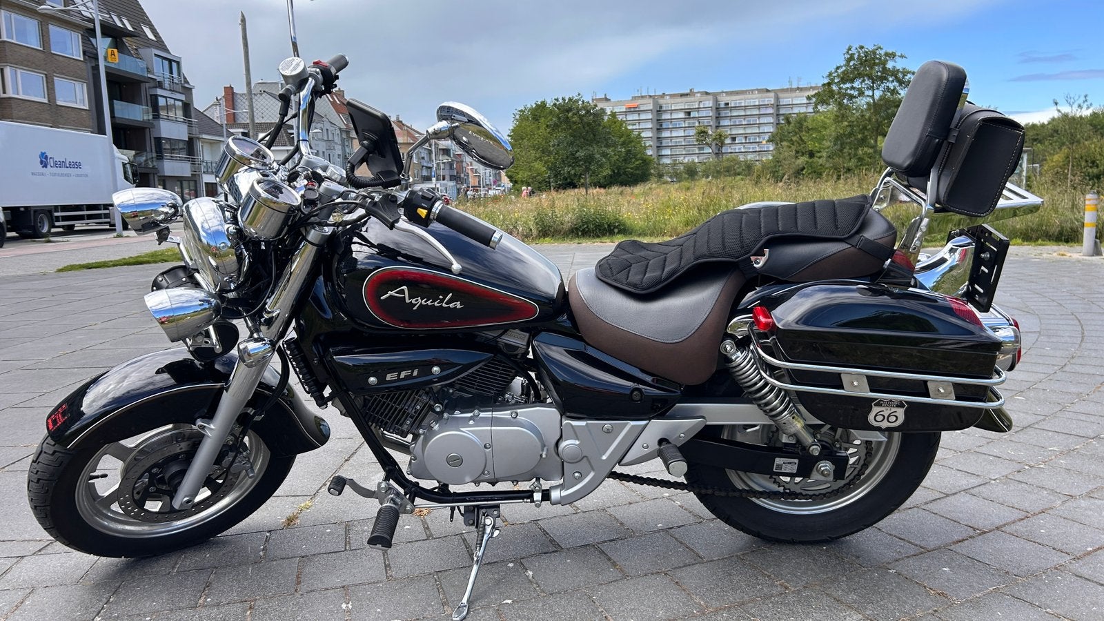 TE KOOP Hysung, Motoren, 250 cc, 2 cilinders, Nieuw, Particulier