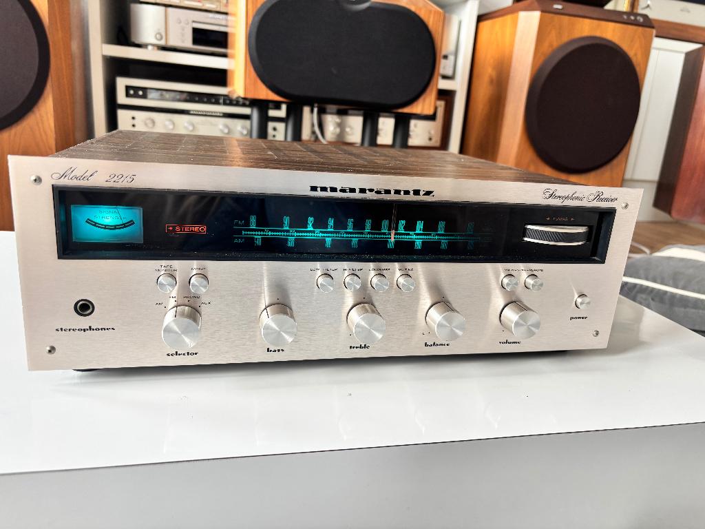 Marantz modèle 2215 Graved, Marantz, Moins de 60 watts, Enlèvement ou Envoi, Reconditionné