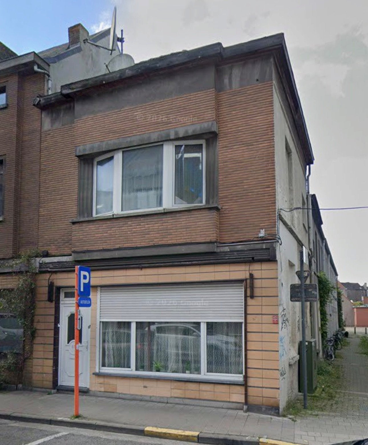 Huis te koop, Immo, Huizen en Appartementen te koop, Gent, tot 200 m², Hoekwoning, Verkoop zonder makelaar, E