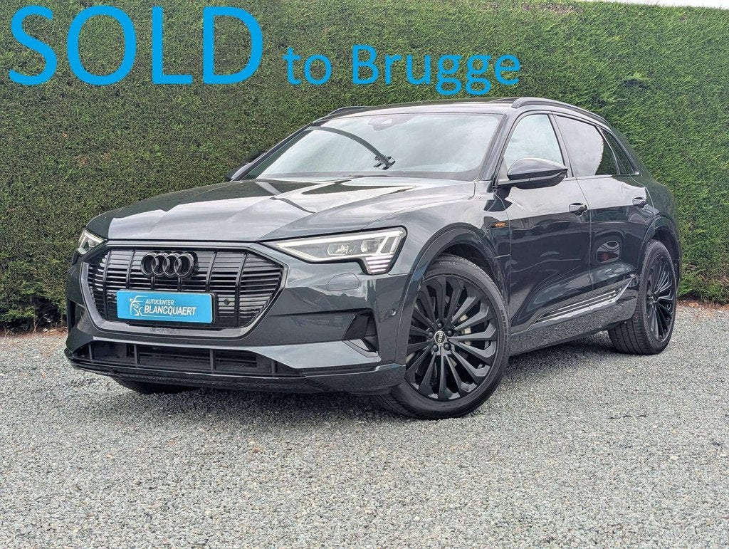 Audi Q8 e-tron ! verkocht!(Q8) S-line- opendak- trekhaak - h, Autos, Audi, Argent ou Gris, Achat, Entreprise, Capteur de stationnement