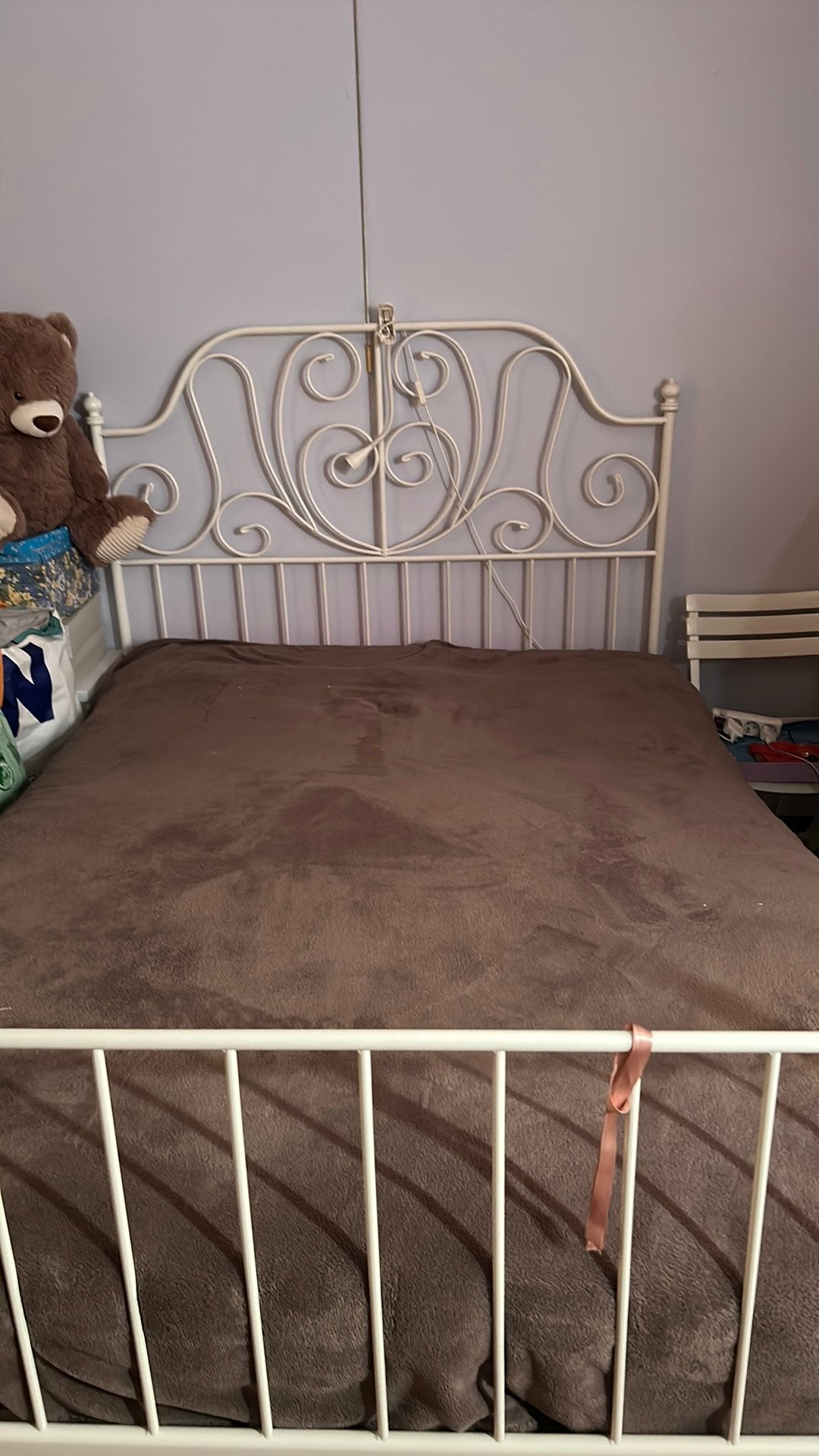 Bed 140/200 cm wit metaal, Huis en Inrichting, Slaapkamer | Bedden, Ophalen, Wit, Tweepersoons, 140 cm