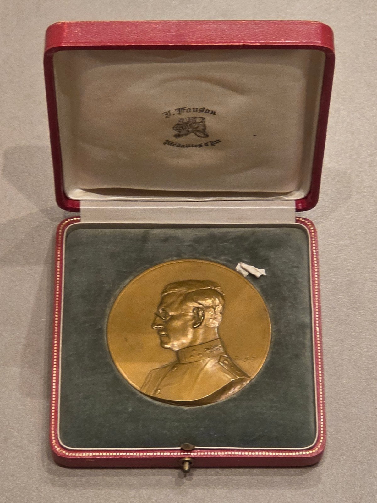 Médaille du roi Albert I (P.de Soete) 1933, boîte nominative, Enlèvement ou Envoi