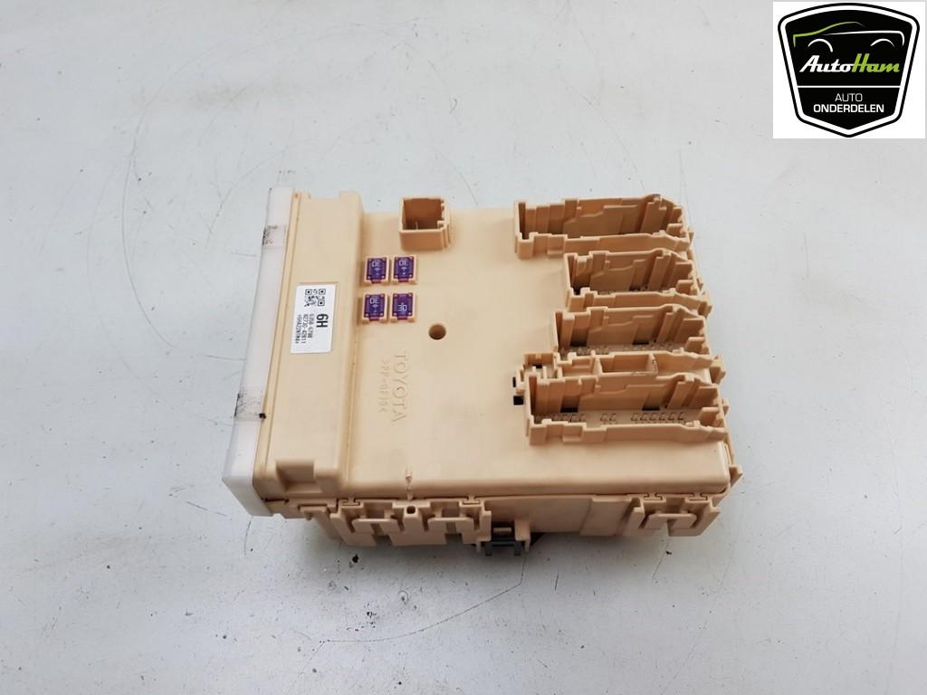 BOITIER FUSIBLES Toyota RAV4 (A4) (01-2012/09-2019), Kundenbetreuung@toyota.de, Toyota, Utilisé, Toyota-Allee 2
50858  Köln, DE