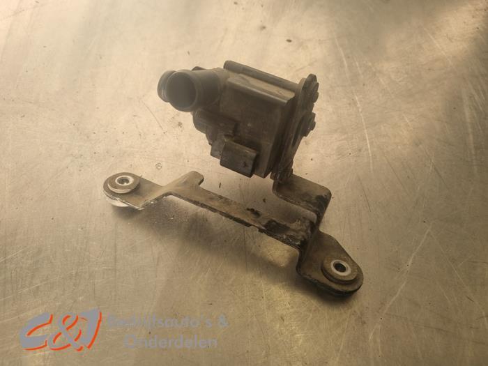 Extra waterpomp van een Volkswagen Crafter, Gebruikt, -, Volkswagen, -