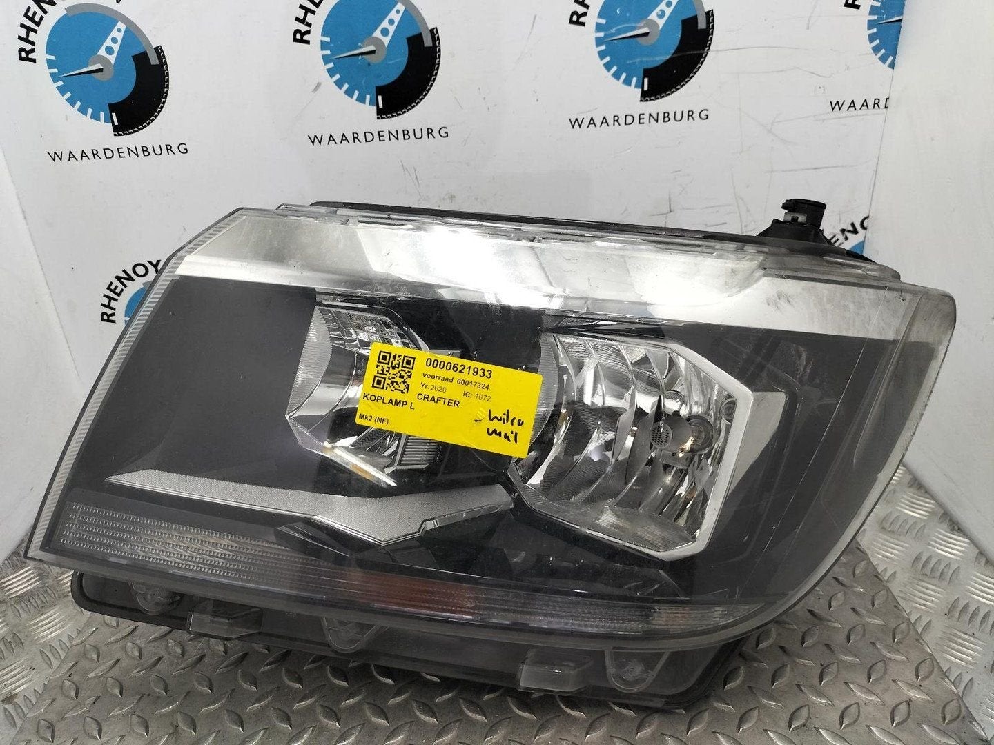 VOLKSWAGEN CRAFTER 35 2.0 TDI L4H3 DC KOPLAMP L 2020, Ophalen of Verzenden, Gebruikt, Stiba lid