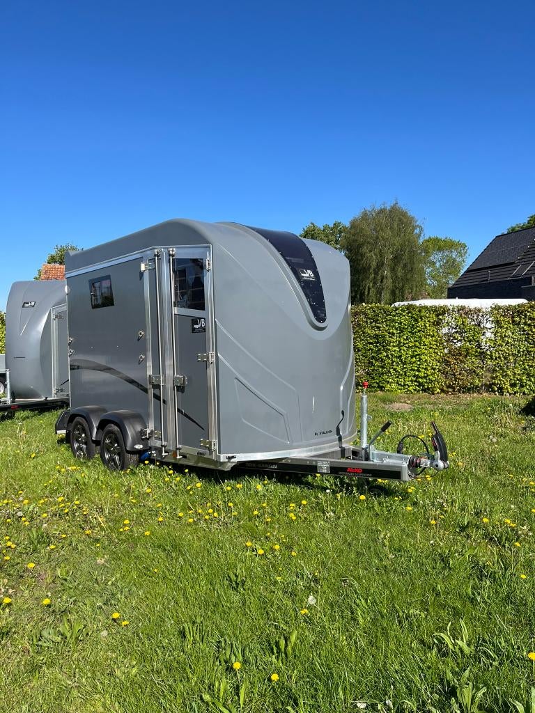 Paardentrailer Hengstenuitvoering bonilla B7 stallion, Dieren en Toebehoren, Ophalen, Nieuw, Aluminium, 2-paards trailer