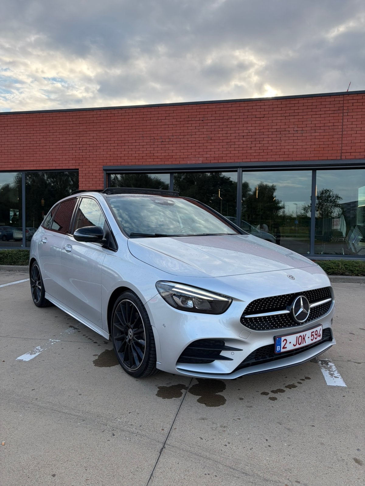 Mercedes-Benz B 180 d 7G-DCT AMG Line, Autos, Achat, Caméra 360°, Diesel, Automatique