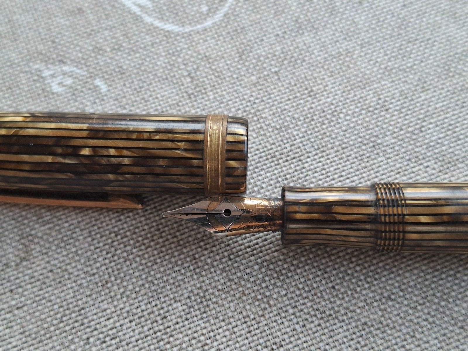 Ancien stylo, Enlèvement ou Envoi, Stylo