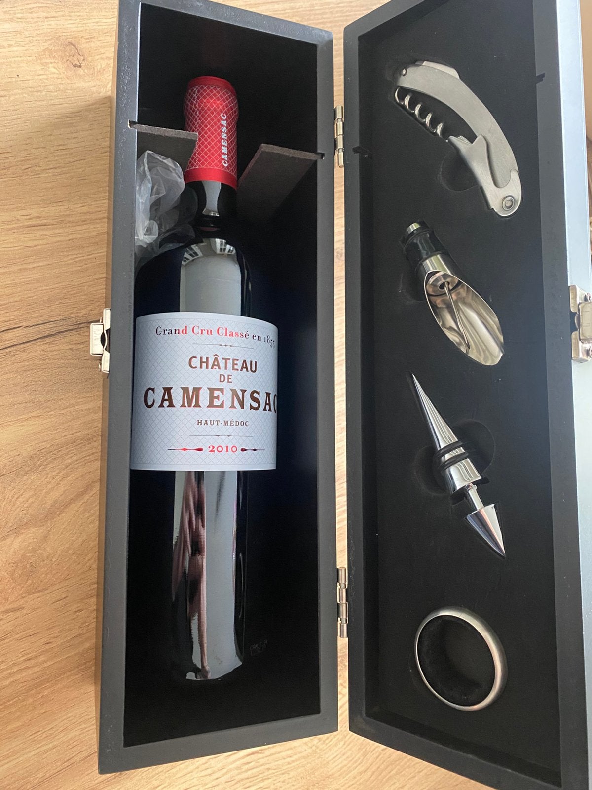 Château de Camensac uit 2010 (Haut-Médoc, Bordeaux) giftbox, Enlèvement ou Envoi, Comme neuf