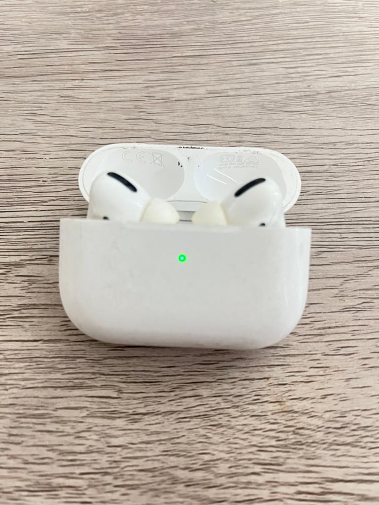 Airpods pro oude generatie, Ophalen, Zo goed als nieuw