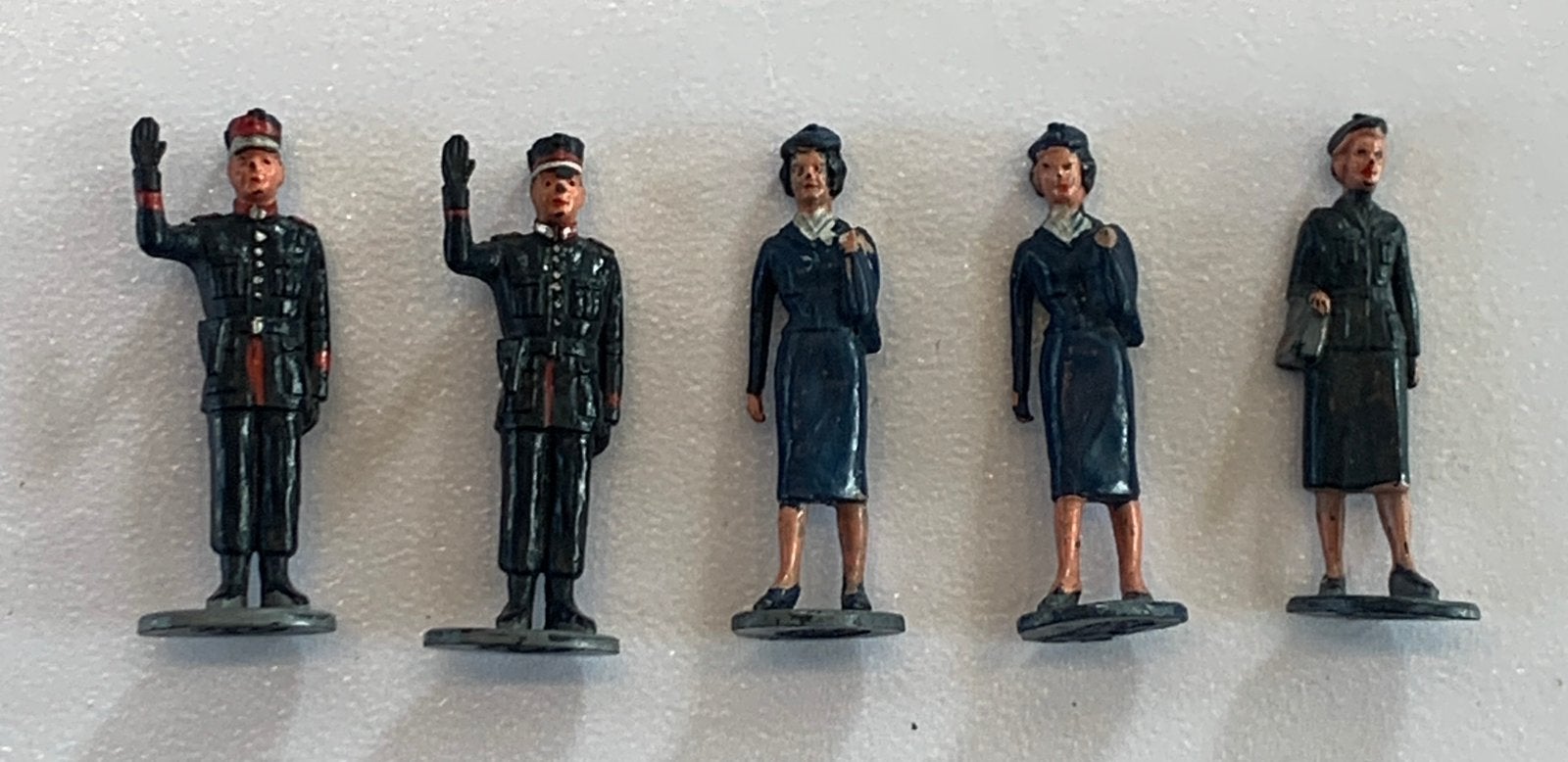 Lot 5 figurines ferroviaires de marque  Riesler HO . 1950, Enlèvement ou Envoi, Comme neuf