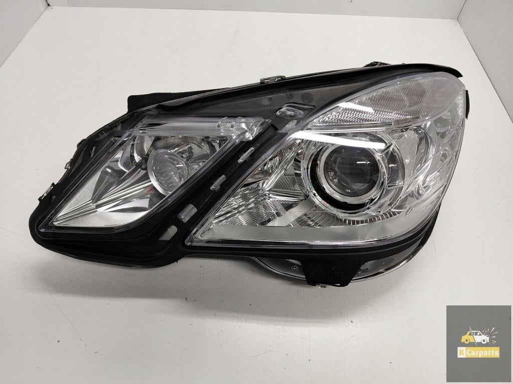 A2128201961, Phare x non gauche pour Mercedes Classe E W212, Mercedes-Benz AG, Mercedes-Benz, Utilisé, Mercedesstrasse 120
70372  Stuttgart, DE