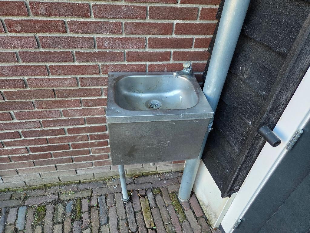 RVS wasbak Met kraan, Ophalen, Kraan
