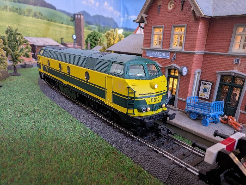 SNCB NMBS| 37674 Marklin | HLD 5533 MTB PZB | MFX Sound |, Hobby & Loisirs créatifs, Enlèvement ou Envoi, Comme neuf, NS, Locomotive