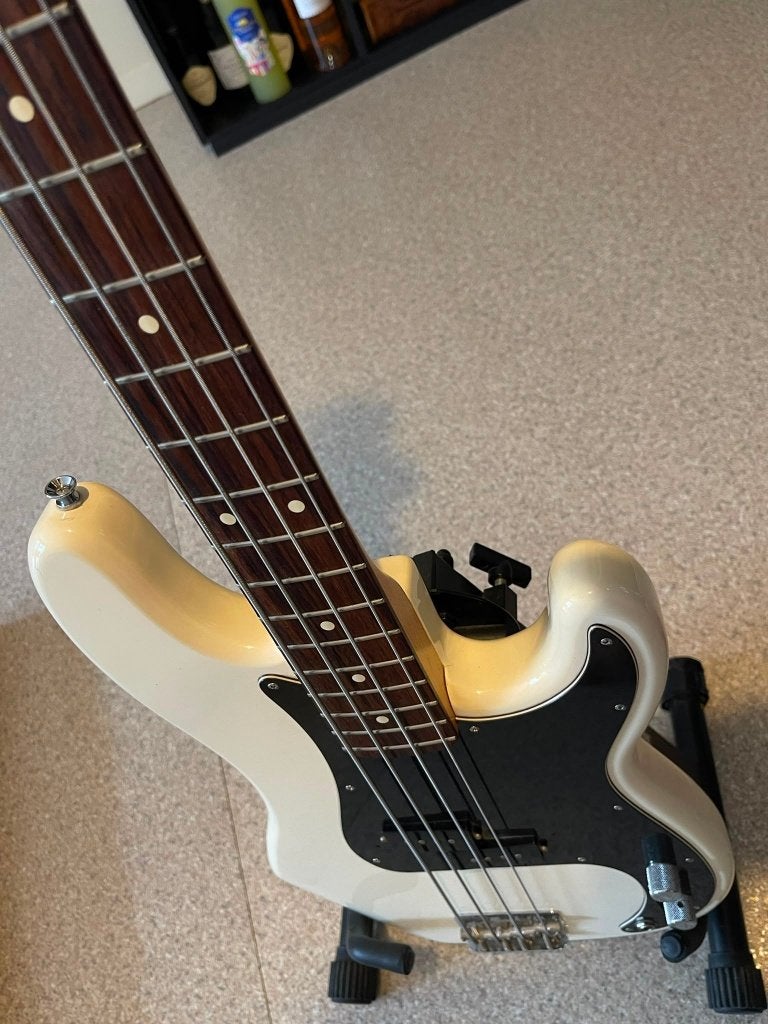 Fender, Musique & Instruments, Instruments à corde | Guitares | Basses, Enlèvement ou Envoi, Utilisé