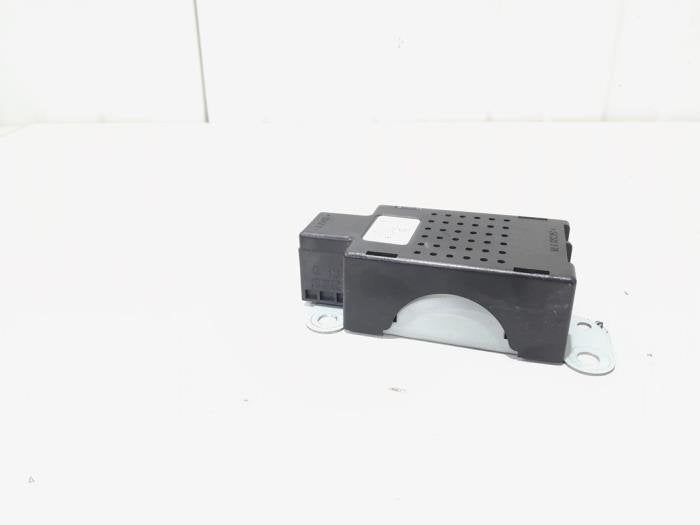 Antenne amplificateur d'un Volkswagen Golf, Autos : Pièces & Accessoires, Électronique & Câbles, Utilisé, 3 mois de garantie, Enlèvement ou Envoi