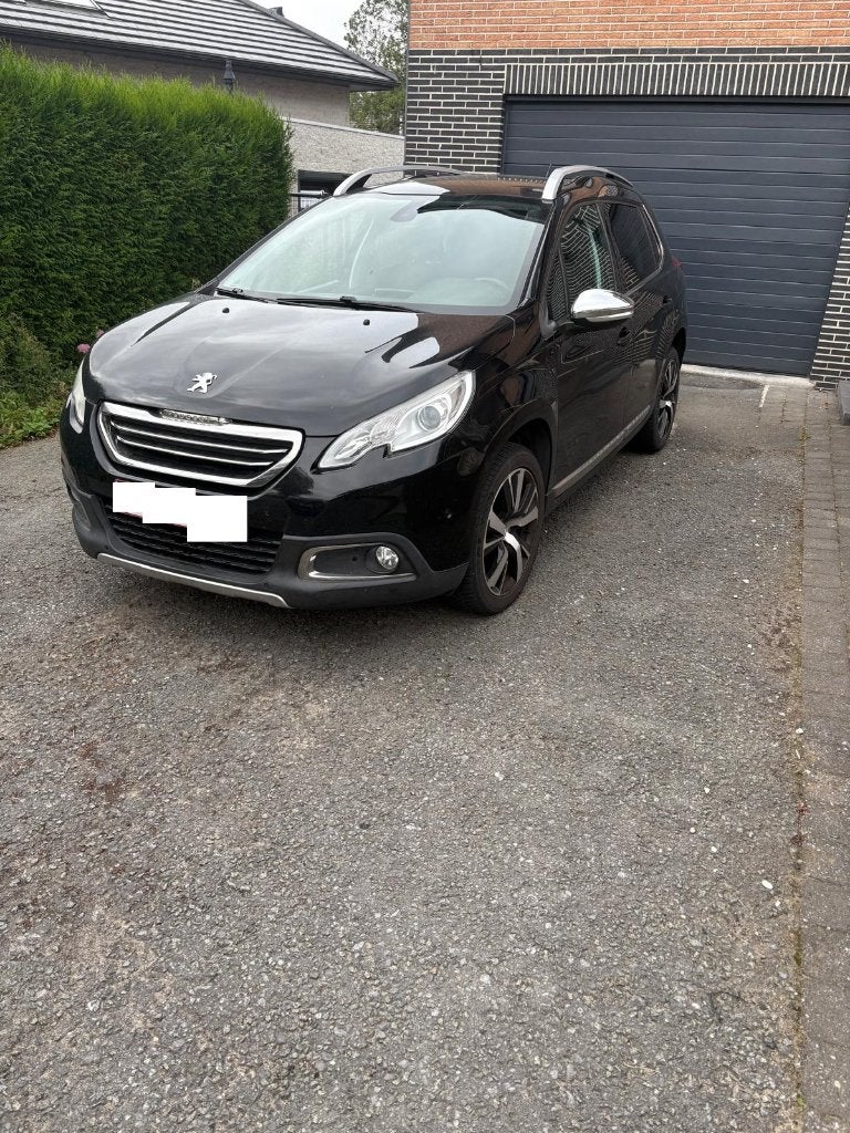 Peugeot 2008 1.2 benzine - 130 pk, Start-stop-systeem, Zwart, Leder, 96 kW