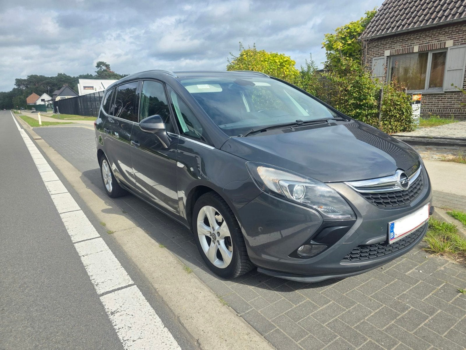 Opel Zafira Tourer 1.6 Diesel /Airco /GPS/camera, Auto's, Multifunctioneel stuurwiel, Euro 6, Bedrijf, 5 deurs