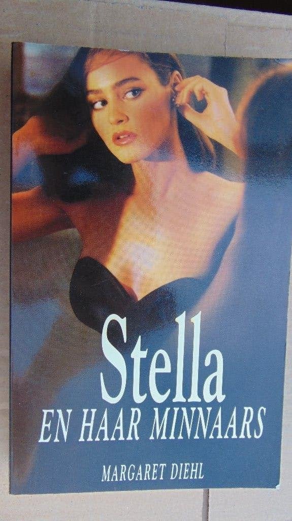 Boek: Stella en haar Minnaars - Margaret Diehl, Boeken, Romans, Gelezen, Ophalen of Verzenden